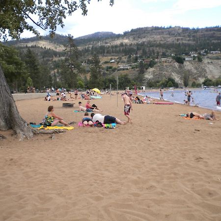 Holiday House Motel Penticton Esterno foto
