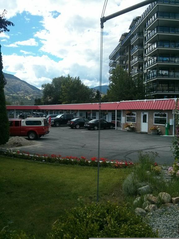 Holiday House Motel Penticton Esterno foto